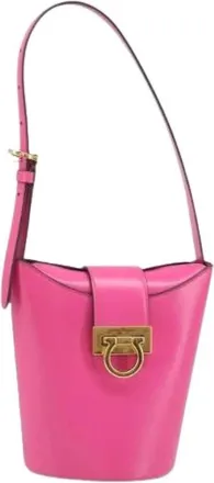 Ferragamo Pre-owned Bucket Bags, female, Pink, Size: ONE SIZE Pre-owned Leather Shoulder Bag