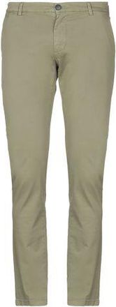 Brian Dales BOTTOMWEAR - Trousers sur YOOX.COM