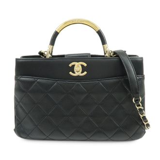 Chanel Filigree Turn-Lock Quilted Lambskin Black Leather Handbag (Pre-Owned)
