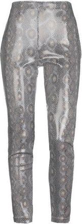 Patrizia Pepe BOTTOMWEAR - Trousers sur YOOX.COM