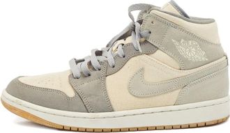 Nike Jordan Sneakers Air Jordan 1 high-top in pelle scamosciata - Grigio