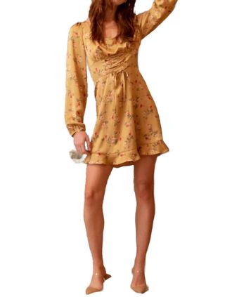 En Cr&egrave;me Front Lace-Up Mini Dress In Gold