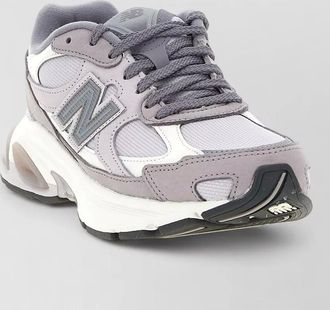 New Balance synthetic low-top sneakers