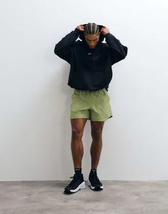 Nike NAC short in tessuto Dri-FIT color kaki-Verde