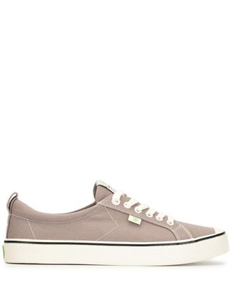 Cariuma OCA low-top canvas sneakers - Bruin