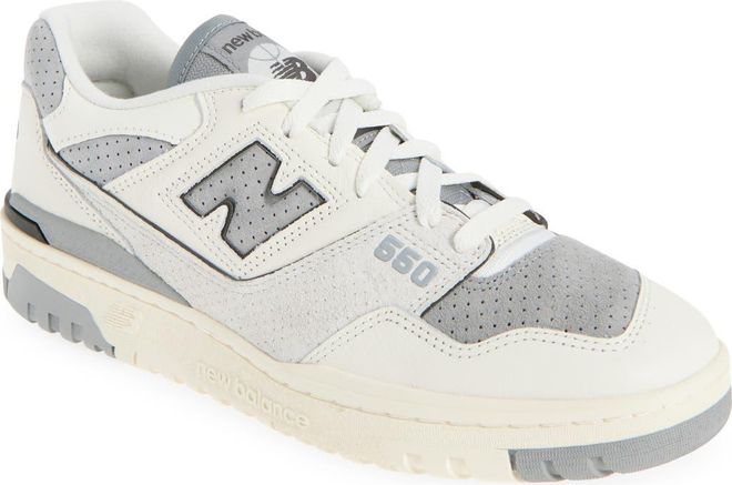 550 Basketball Sneaker in Sea Salt/Slate Grey at Nordstrom, Size 11.5