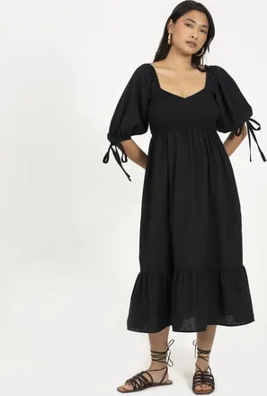 Brave Soul Vestito midi nero a balze con maniche a sbuffo
