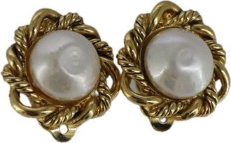 Chanel Vintage Round Clip-On Earrings Metal With Faux ivory Metal Earrings Jewelry (Pre-Owned)