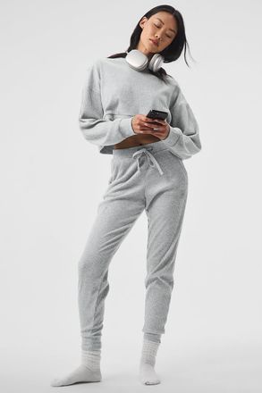 Alo | Muse Sweatpant in Athletic Heather Grey, Size: Medium