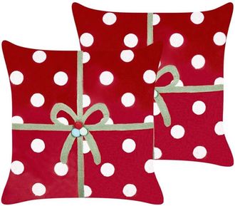 Beliani Conjunto De 2 Cojines De Tela De Terciopelo Con Motivo De Regalo De Navidad Rojo 45 X 45 Cm Gumdrop