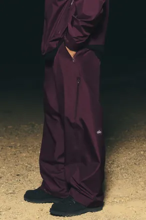 Alo | Alpha Shell Pants in Rich Bordeaux, Size: Medium