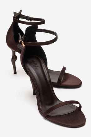 Prologue Yelena Pump met Enkelbandje en Stilettohak