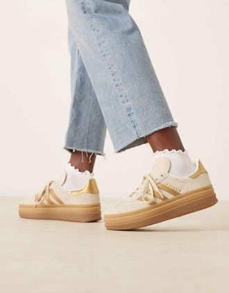 adidas Originals Gazelle Bold - Sneakers bianco sporco oro e metallizzato con tre strisce