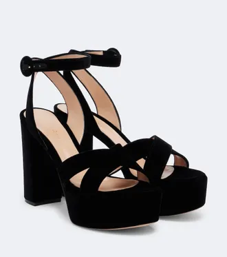 Gianvito Rossi Sandalias con plataforma Sabrina de terciopelo