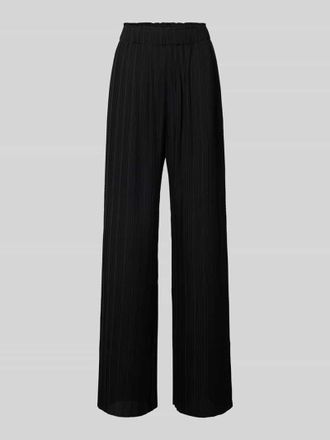 HUGO BOSS Regular Fit Hose mit Plisseefalten Modell Hiresa in Black, Gr&ouml;&szlig;e 40