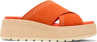 Sorel Womens Sunpeak Platform Slide Sandal In Crimson Fire, Honey White