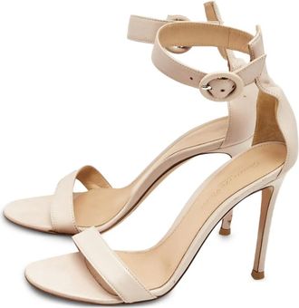 Gianvito Rossi Sandali in pelle di vitello con cinturino alla caviglia - Toni neutri