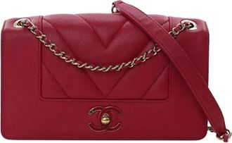 Chanel Borsa a tracolla Mademoiselle mini in pelle di pecora trapuntata con motivo chevron e battente 2017-2018 - Rosso
