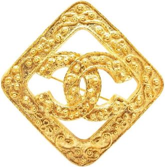 Chanel Pre-owned Jewellery, female, Yellow, Size: ONE SIZE Pre-owned Metal Brooch