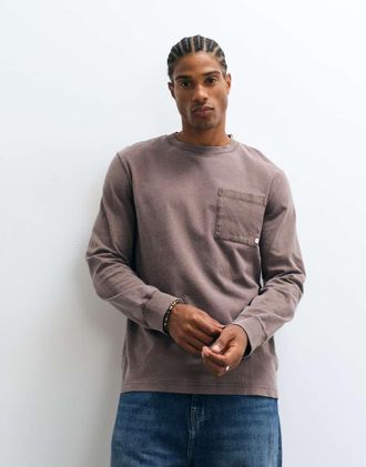 Farah Burt T-shirt a maniche lunghe con taschino e logo in marrone scuro