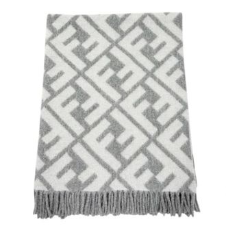 Fendi Pre-owned Scarves, female, Gray, Size: ONE SIZE Pre-owned Blanket