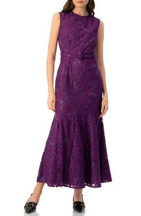 Ivonne Sleeveless Lace Long Dress with Belt in Purple at Nordstrom, Size 8