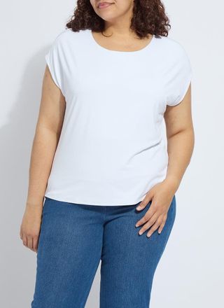 Lyss&eacute; ntials Top Curvy