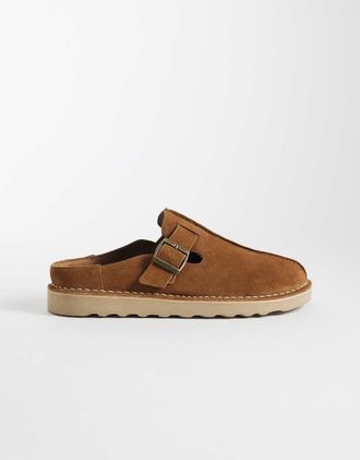 Asos Sandali stile sabot con fibbie e cuciture in camoscio color cuoio-Marrone
