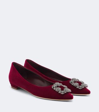 Manolo Blahnik Bailarinas Hangisi de terciopelo adornadas