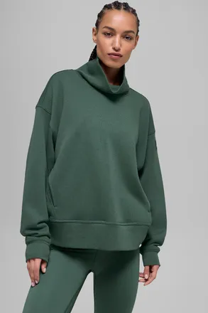 Alo | Hazy Mock Neck Pullover Top in Clover Green, Size: Medium