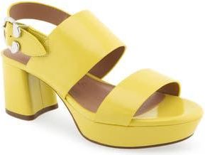 Aerosoles Camera Platform Sandal in Green Sheen Crinkle Patent Pu at Nordstrom Rack, Size 5