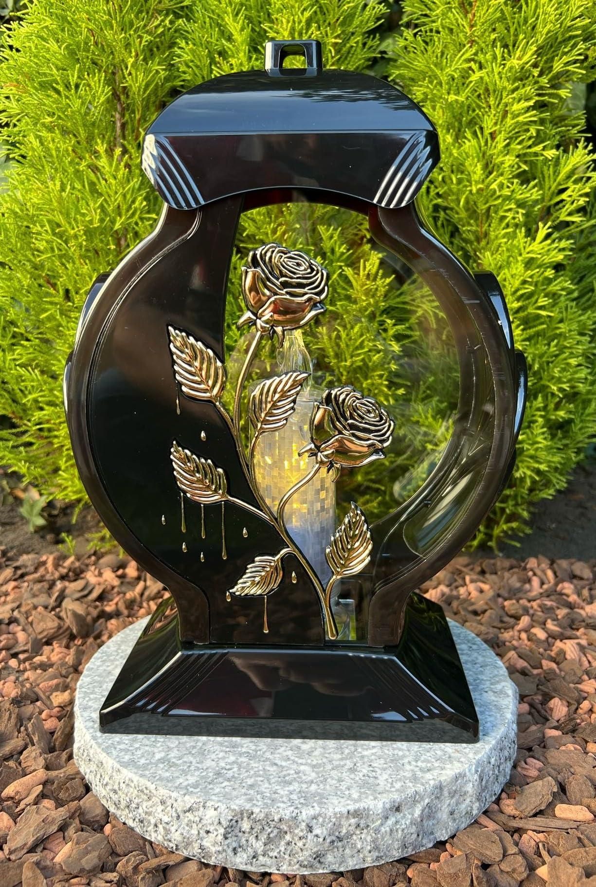 Grablampe Mit 3D-Engel-Motiv – 25 Cm Hoch, Goldfarben, Inkl. Kerze Und Sockel – Auch Als Gartenlaterne Nutzbar