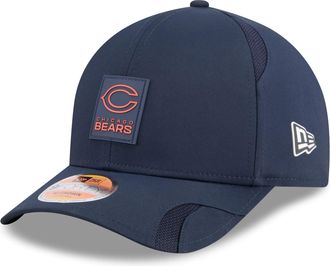 New Era Mens Navy Chicago Bears 2025 Sideline M-Crown 9FORTY Adjustable Hat
