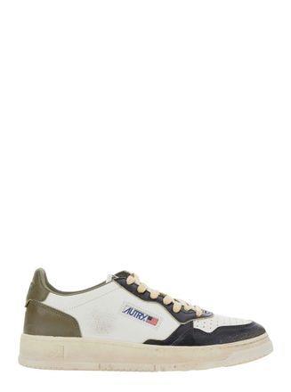 Autry medalist Low Vintage White Sneakers With Contrasting Heel Tab In Leather Man