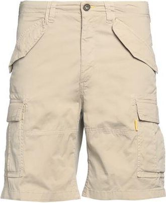 Parajumpers Shorts & Bermuda Shorts