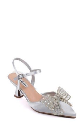 Lady Couture Leslie Pointed Toe Pump in Silver at Nordstrom Rack, Size 10