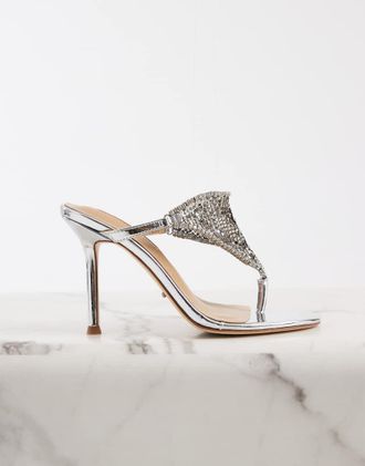 Tony Bianco Demure - Sandali infradito color argento con decorazioni