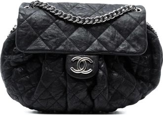 Chanel 2014 Medium Quilted Washed Lambskin Chain Around Messenger Bag crossbody bag - Zwart