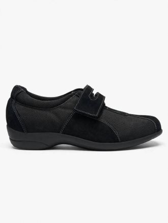 Munro Womens Jolie Flats In Black Fabric/kid Suede