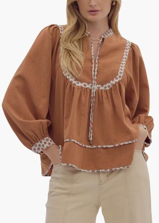 Entro Marion Top In Caramel