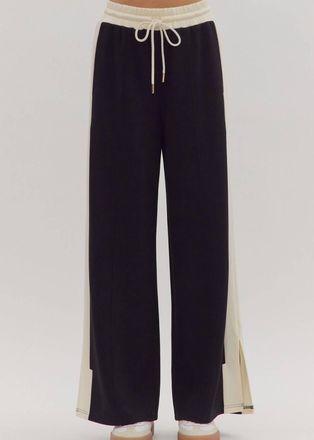 Entro On The Sideline Stripe Knit Pant In Black
