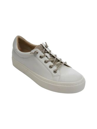 Vaneli Womens Yasin Sneaker In White Nappa
