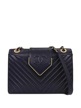 Chanel 2017 chevron calfskin shoulder bag - women - CALFSKIN - One Size - Blue