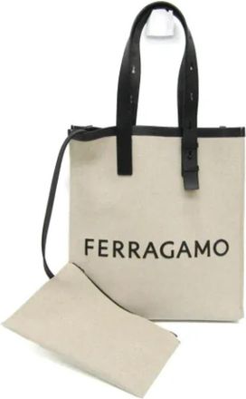 Ferragamo Pre-owned Leather totes - Dames - Vintage Shopper - Beige - ONE Size - Leer - Vintage