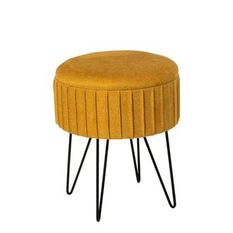 Koketto Home Puff circular tejido mostaza con patas de metal negro y compartimento