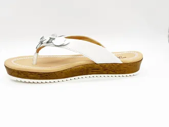 Bottero Napoli Flower Thong Slip On In White