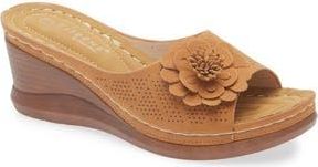 Eddie Marc Flower Wedge Slide Sandal in Tan at Nordstrom Rack, Size 10