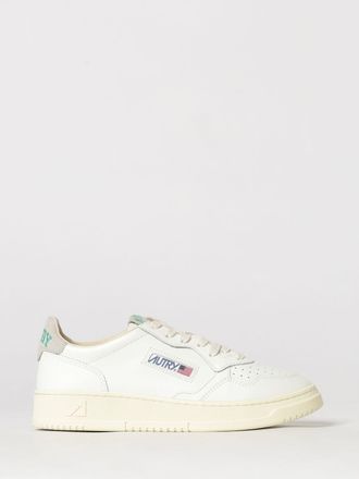 Autry Medalist Low Trainers in Smooth Calfskin with Perforated Toe