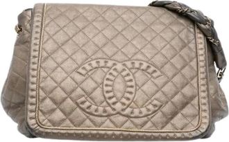 Chanel Pre-owned Cross Body Bags, female, Brown, Size: ONE SIZE Pre-owned Quilted Shoulder Bag