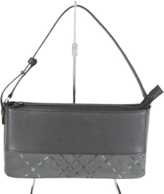 Burberry Pre-owned Shoulder Bags, female, Black, Size: ONE SIZE Pre-owned Vintage Shoulder Bag